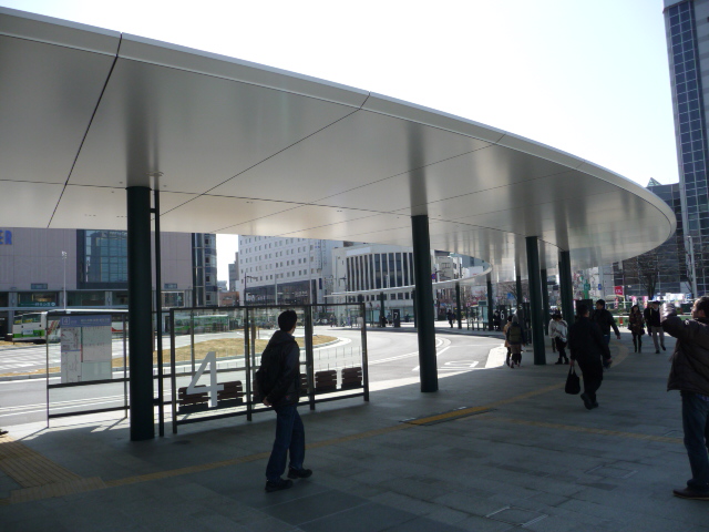 新JR富山駅の外観