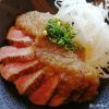 富山市 食酒庭笑 ろこんの和牛ステーキ丼に驚いた！高い肉はやっぱり美味い！
