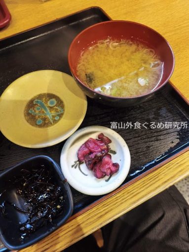 横須賀 市場食堂